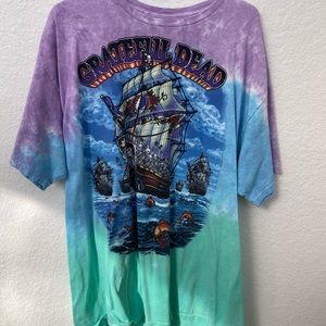 Grateful Dead t-shirt